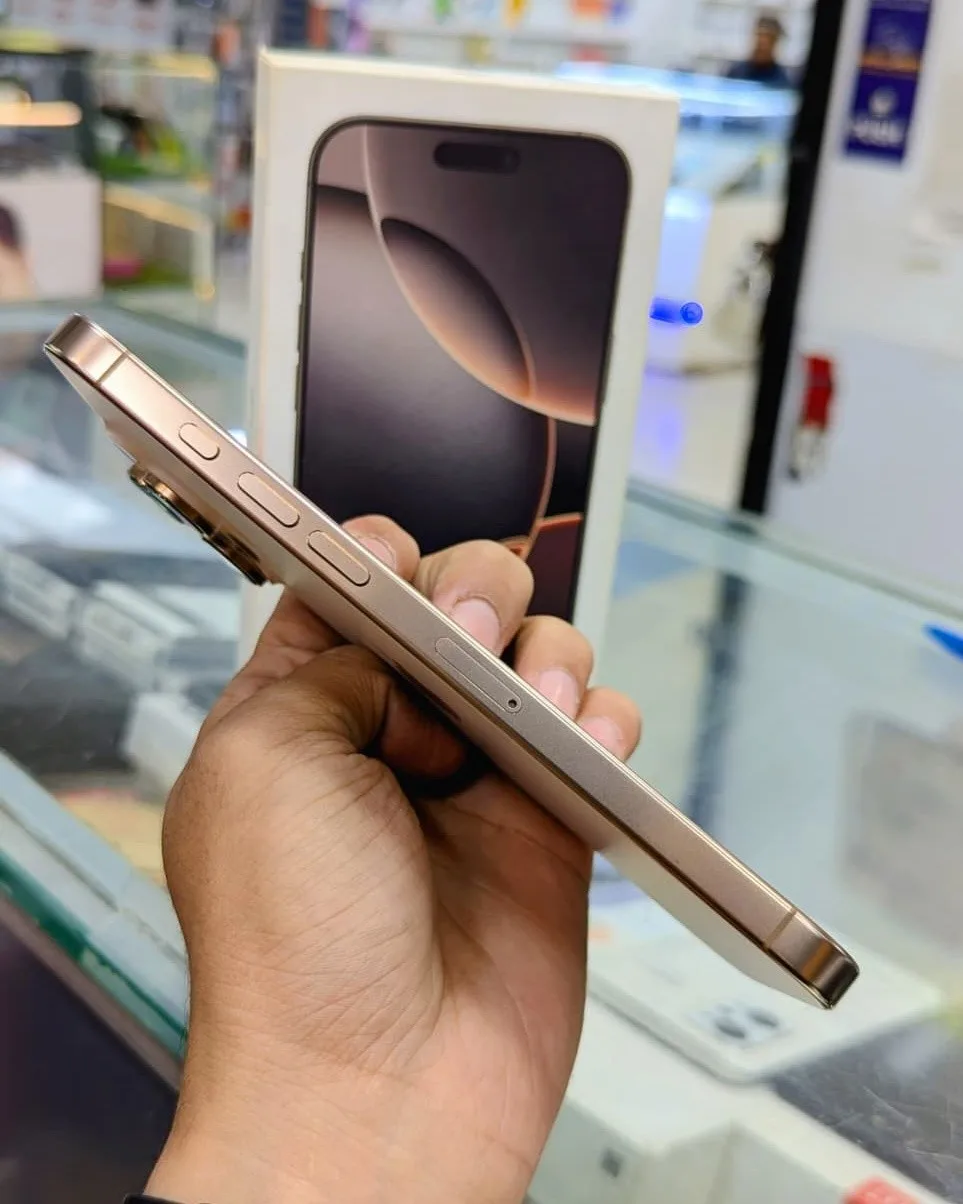 iPhone 16 Pro Max 256GB Gold - Like New - Photo 6