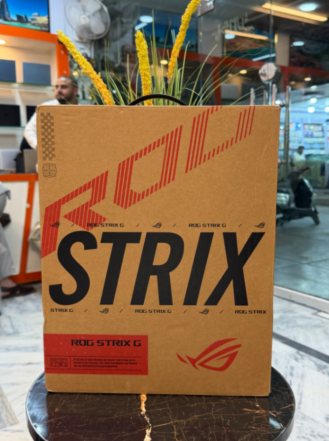 Stock: Asus ROG Strix G16 2024 (1 available)