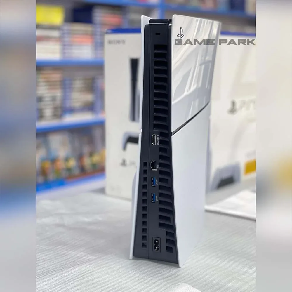 PS5 Slim 1TB - Used - Like New — 3