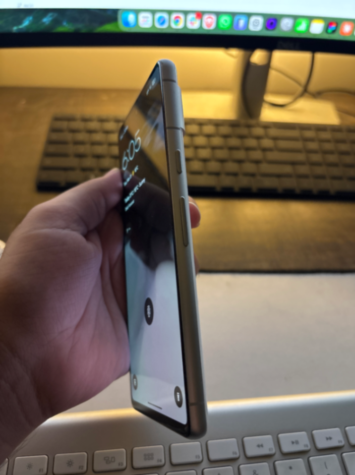 Google Pixel 7 128GB White - Like New - Photo 7