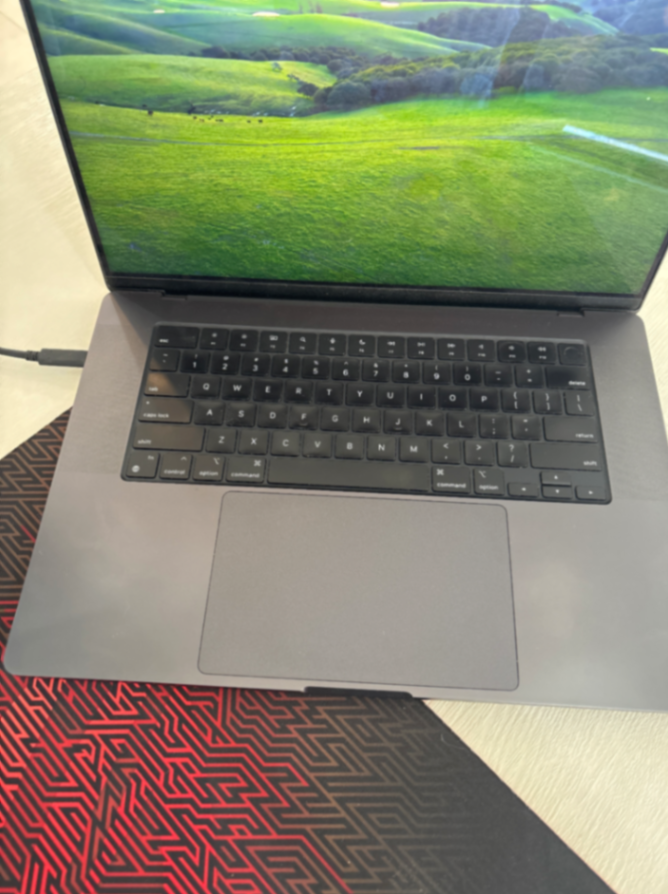 Apple MacBook Pro 16" M3 Pro 18GB 512GB Space Black - Used - Good — 2